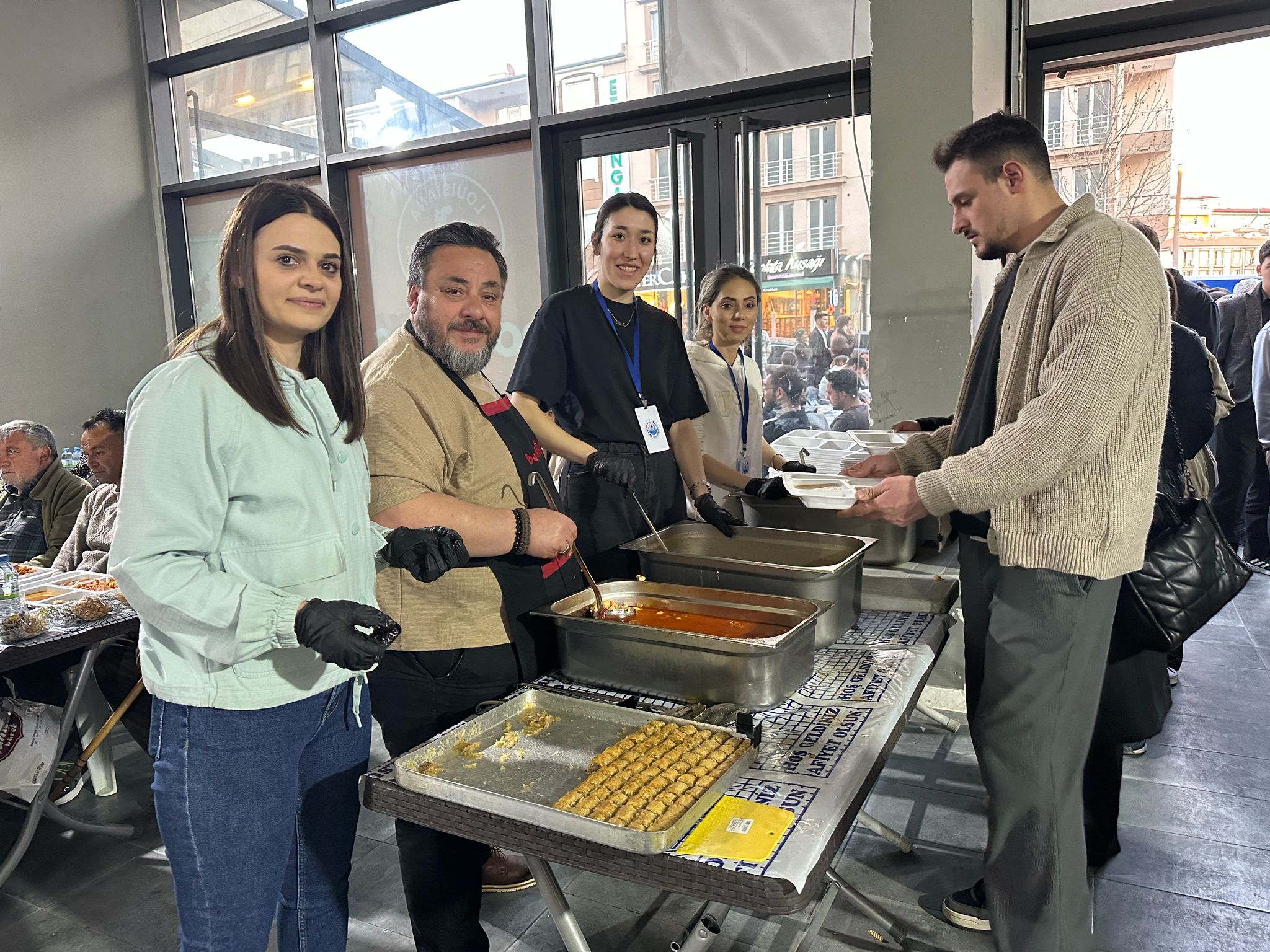 ftar-soframizi-paylasmaya-devam-ed-yoruz